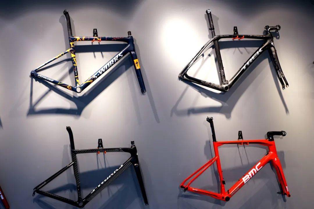 半岛·体育网站平台登陆 上海居然有一家二手车店