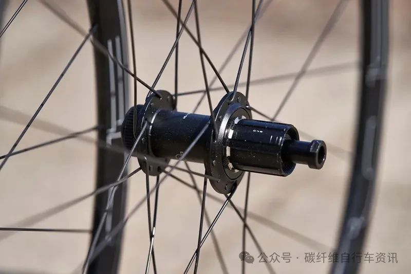 自行车零部件组成_自行车车架材质类型_山地车塔基怎么拆下